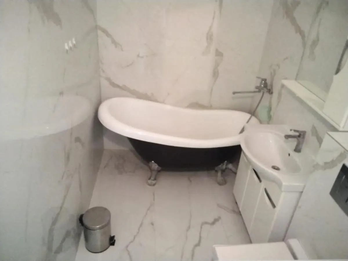 Astana City Center Apartment: Botanical Garden View Apartment